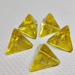 Кубик D4 полупрозрачный желтый
