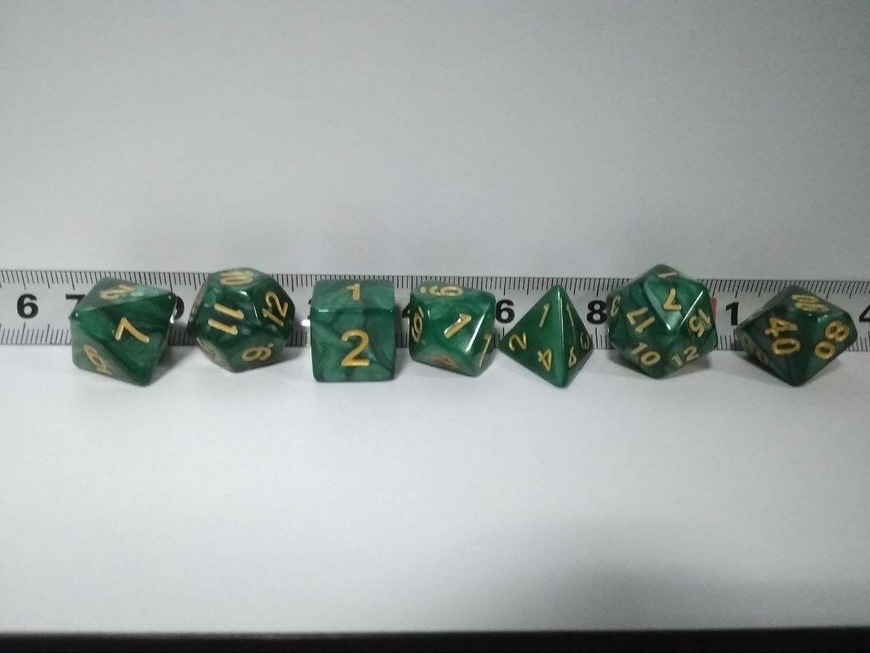 Набор кубиков 7шт: зелёный с золотым МРАМОР (D00 D4 D6 D8 D10 D12 D20)