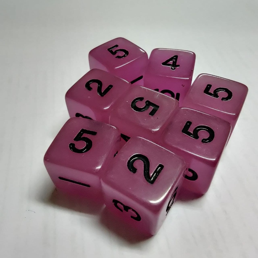 Кубик D6 16мм СВЕТЯЩИЙСЯ с цифрами розовый